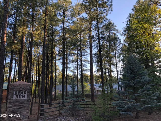 $129,900 | 2522 Timber Ridge Lane, Unit 2, Pinetop, AZ 85935