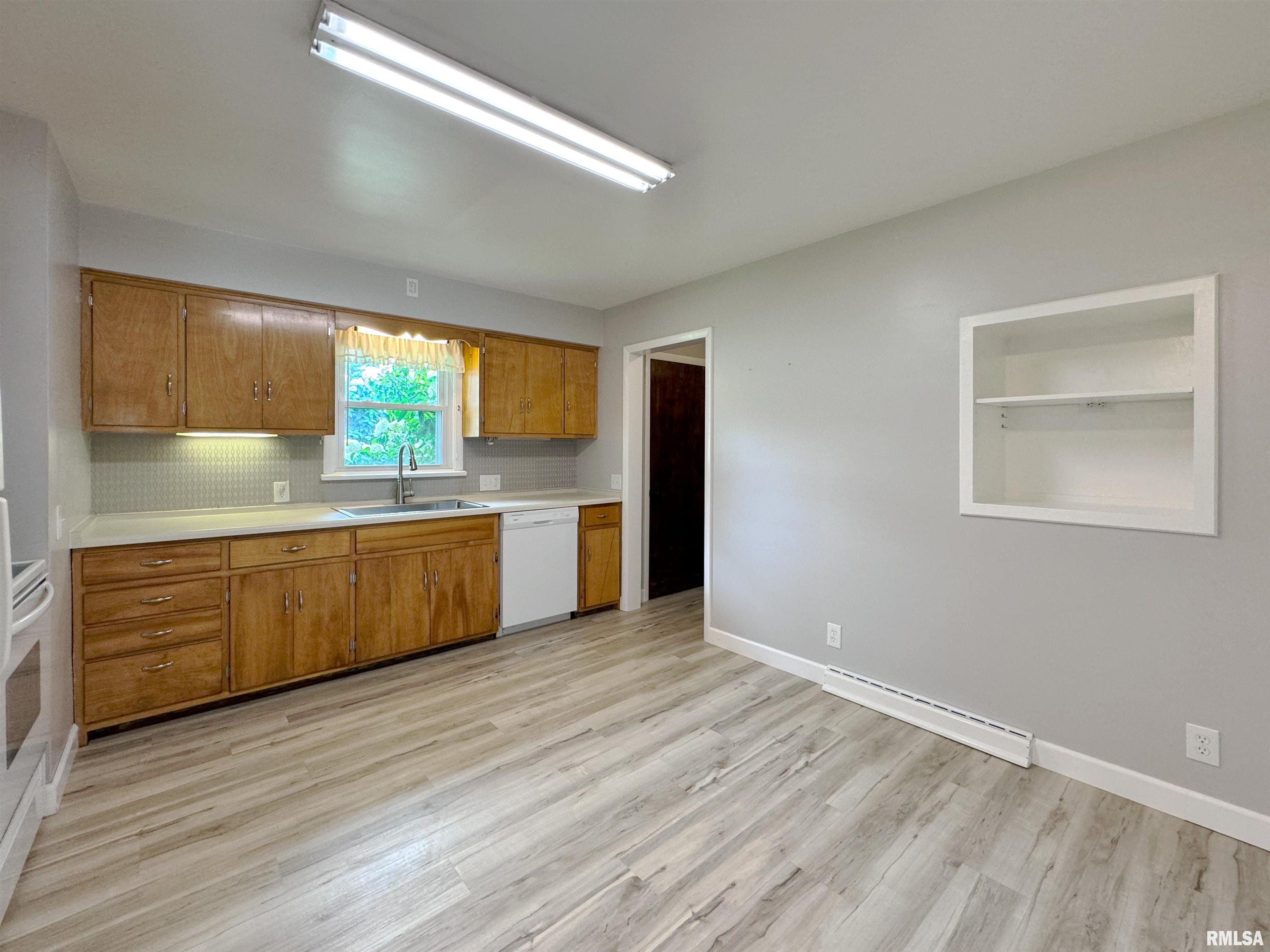 1434 East Rouse Avenue Peoria, IL 61603 - Photo 9 of 25 Gallery Image 9