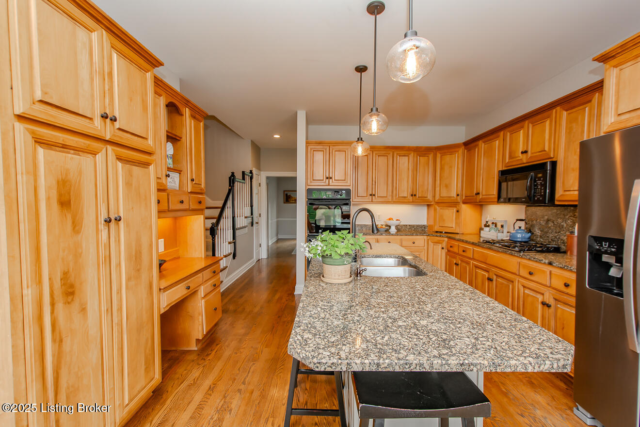 14401 Maple Ridge Place Louisville, KY 40245 - Photo 8 of 42 MapleRidge -36