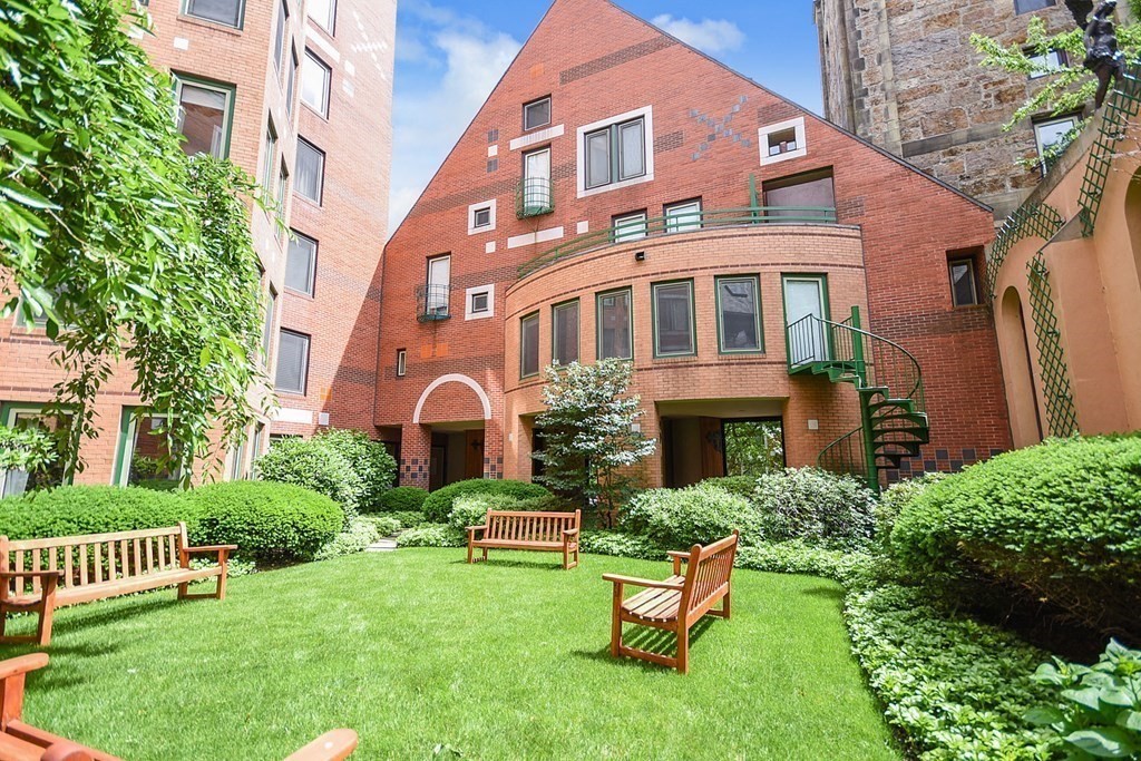 492 Beacon Street, Unit 13 Boston, MA 02115 - Photo 12 of 24