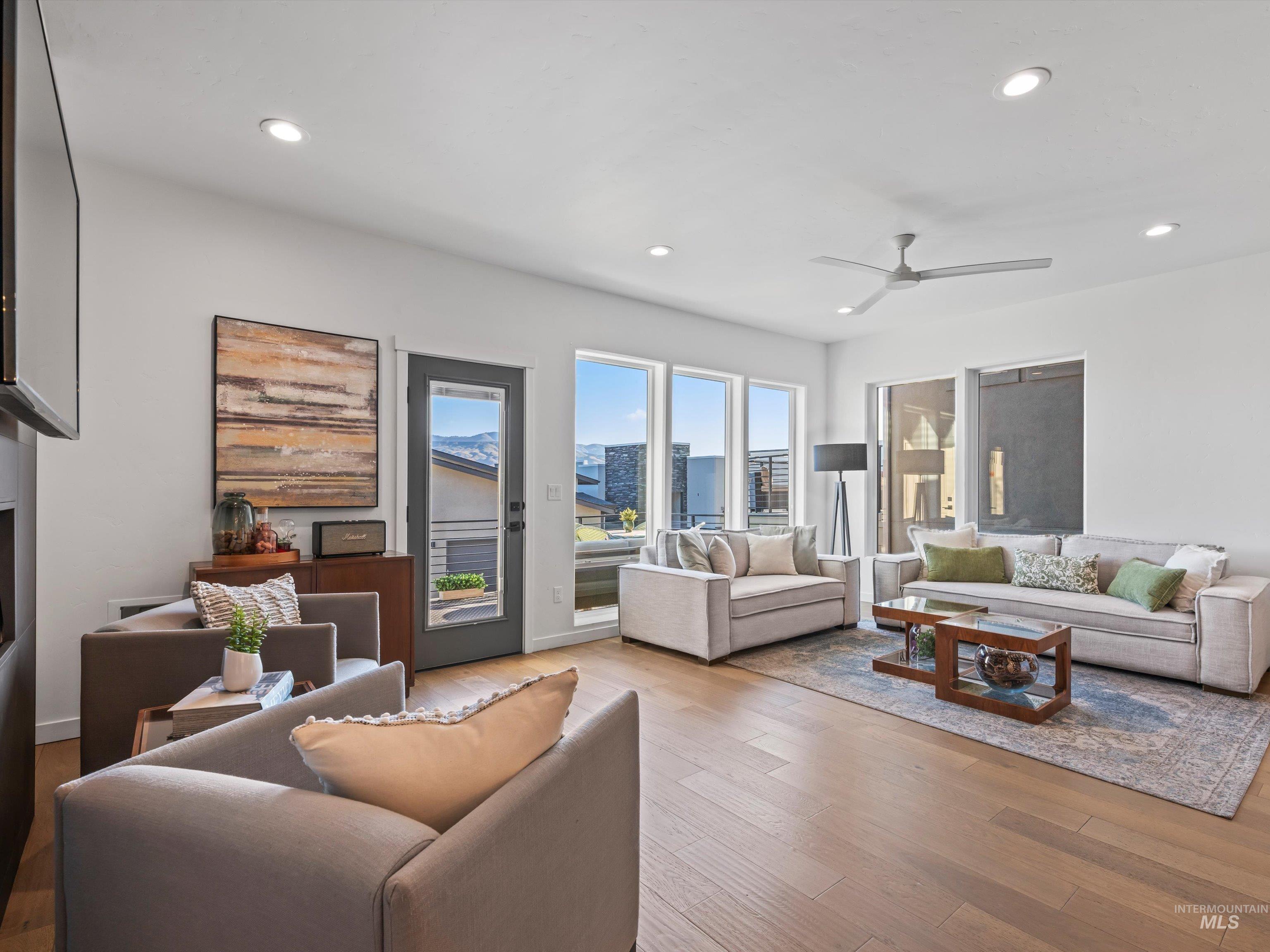 1251 East Echelon Ridge Lane Boise, ID 83716 - Photo 15 of 35