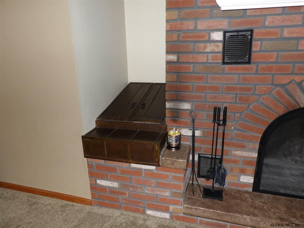880 Midline Road Perth, NY 12010 - Photo 5 of 41 Photo 5