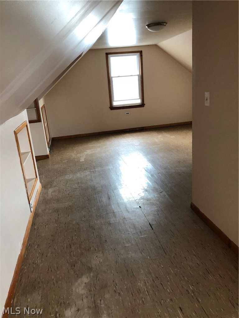 11615 Chester Road Garfield Heights, OH 44125 - Photo 21 of 31