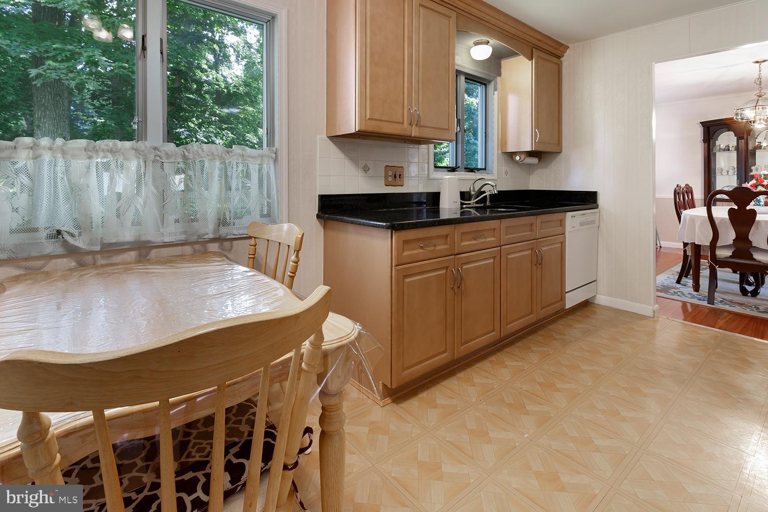 123 Windmoor Road Delran, NJ 08075 - Photo 4 of 23