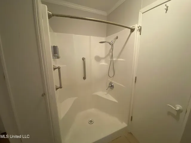 $240,000 | 5039 Forest Hill Road, Byram, MS 39272