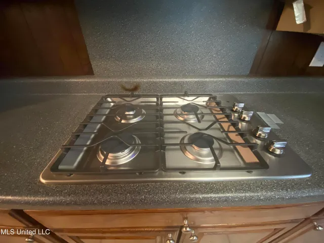 $240,000 | 5039 Forest Hill Road, Byram, MS 39272