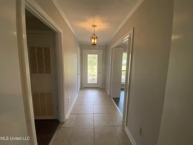 $240,000 | 5039 Forest Hill Road, Byram, MS 39272