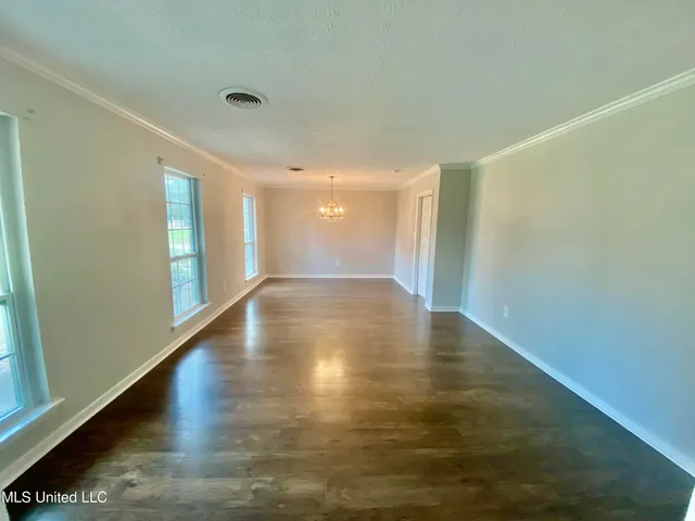 $240,000 | 5039 Forest Hill Road, Byram, MS 39272