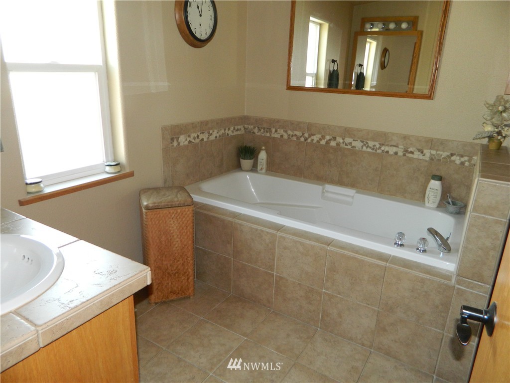 21 Horse Spring Coulee Road Tonasket, WA 98855 - Photo 14 of 23 Gallery Image 14