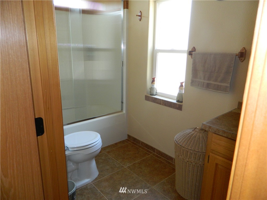 21 Horse Spring Coulee Road Tonasket, WA 98855 - Photo 18 of 23 Gallery Image 18