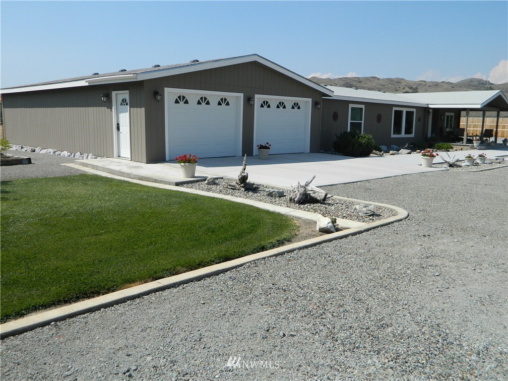 21 Horse Spring Coulee Road Tonasket, WA 98855 - Photo 3 of 23 Gallery Image 3