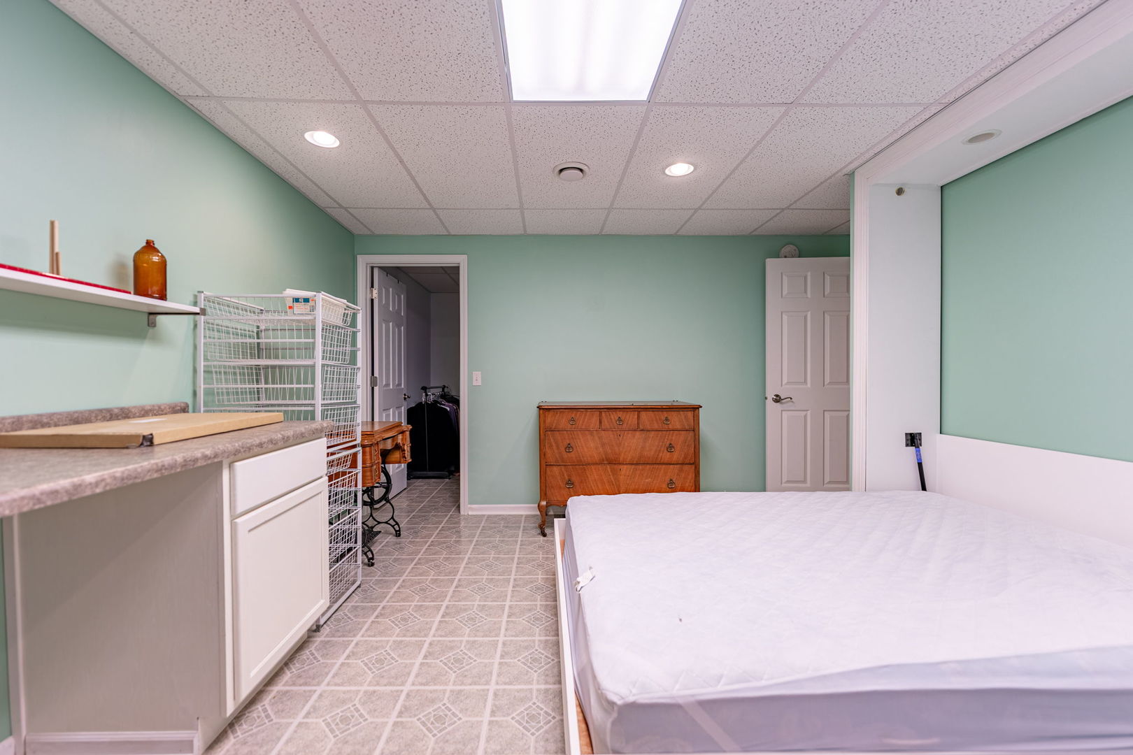 632 Tuscan View Drive Elgin, IL 60124 - Photo 35 of 52 a bed room with a bed and a dresser