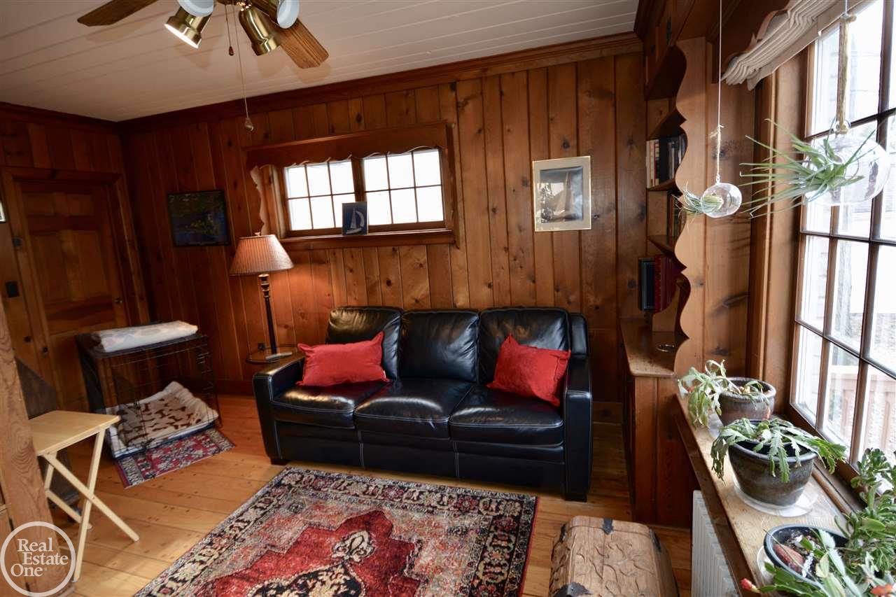963 Fisher Road Grosse Pointe, MI 48230 - Photo 11 of 47 31342783-10.JPG