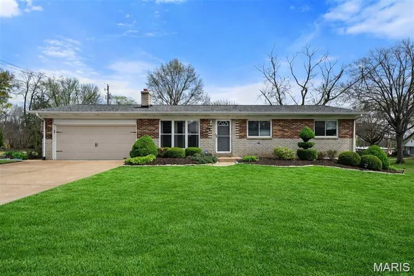 $274,900 | 3118 Milissa Lane, St. Louis, MO 63125