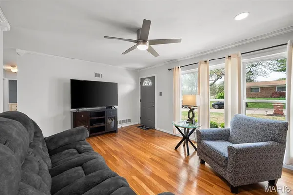 $274,900 | 3118 Milissa Lane, St. Louis, MO 63125