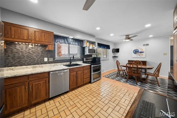 $274,900 | 3118 Milissa Lane, St. Louis, MO 63125