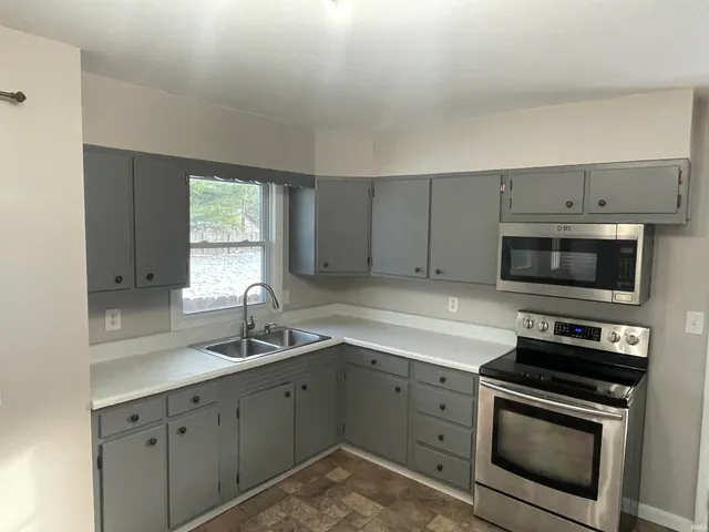 $1,980 | 4101 East Boltinghouse Road, Bloomington, IN 47408