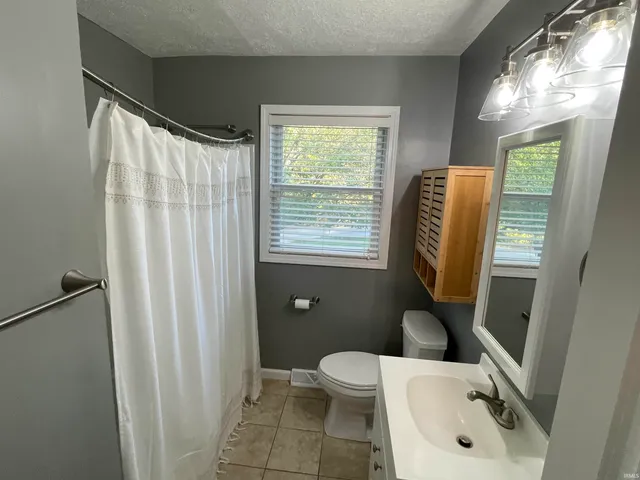 $1,980 | 4101 East Boltinghouse Road, Bloomington, IN 47408