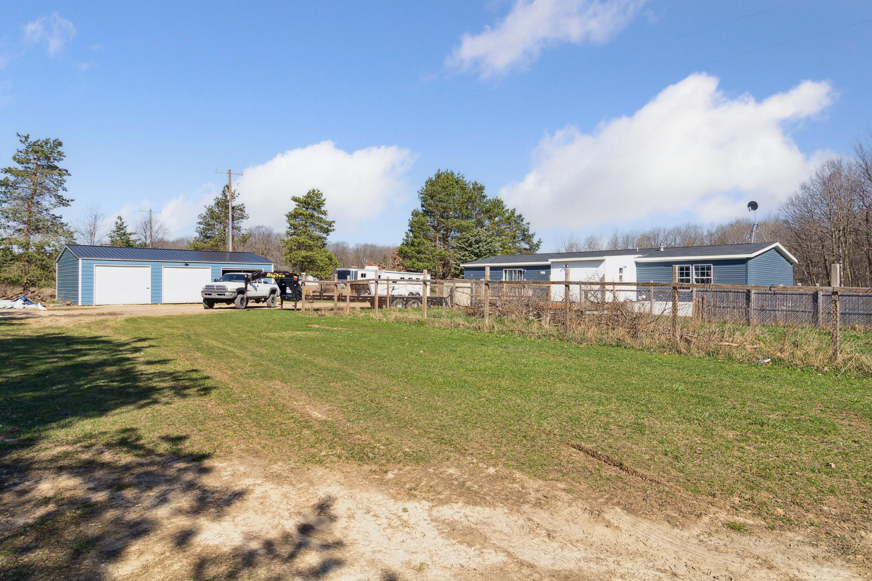 11390 East Pakes Road Crystal, MI 48818 - Photo 17 of 27 39-11390-E-Pakes-Rd-Crystal-MI-48818-Win