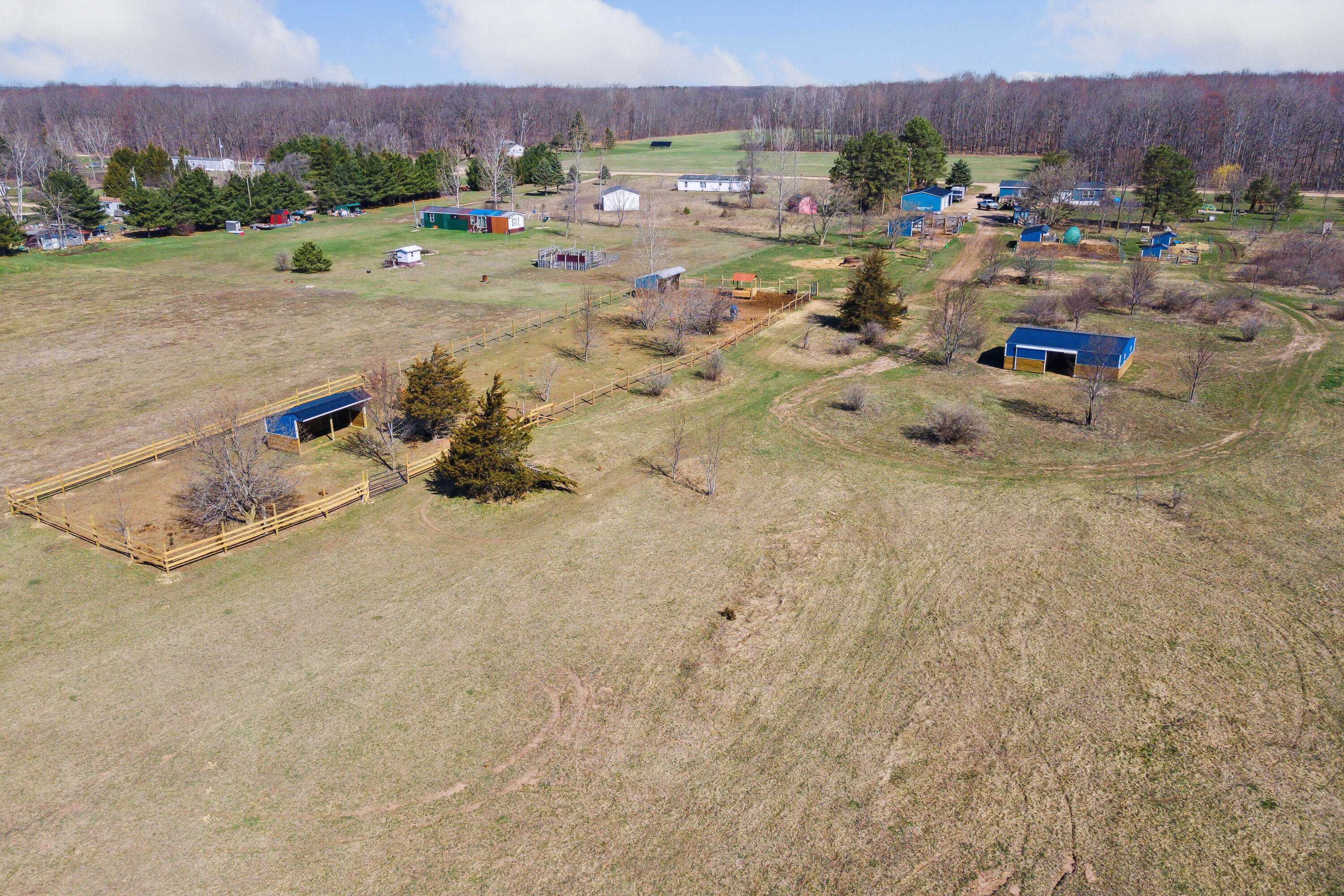 11390 East Pakes Road Crystal, MI 48818 - Photo 25 of 27 62-11390-E-Pakes-Rd-Crystal-MI-48818-Win
