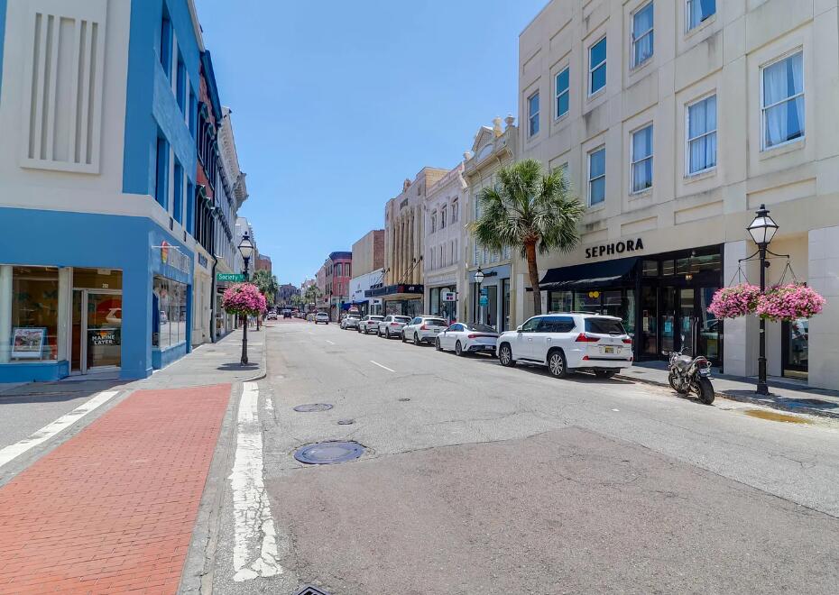 295 King Street, Unit B2 Charleston, SC 29401 - Photo 18 of 20 18