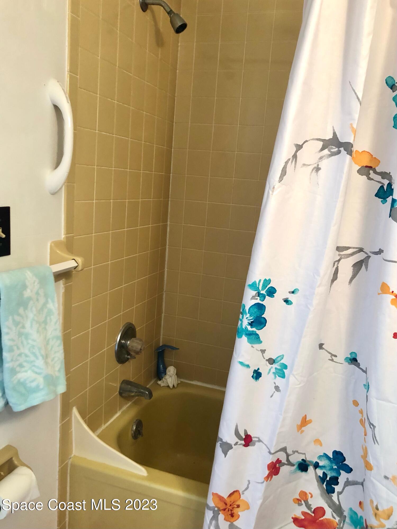 1225 North Wickham Road, Unit 721 Melbourne, FL 32935 - Photo 16 of 18 Bathroom