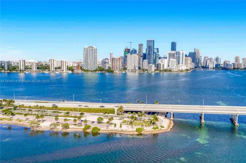 $1,275,000 | 1581 Brickell Avenue, Unit 1204, Miami, FL 33129