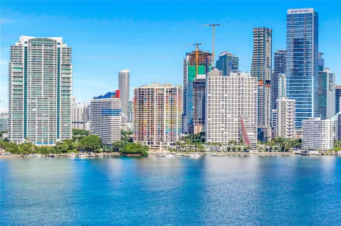 $1,275,000 | 1581 Brickell Avenue, Unit 1204, Miami, FL 33129