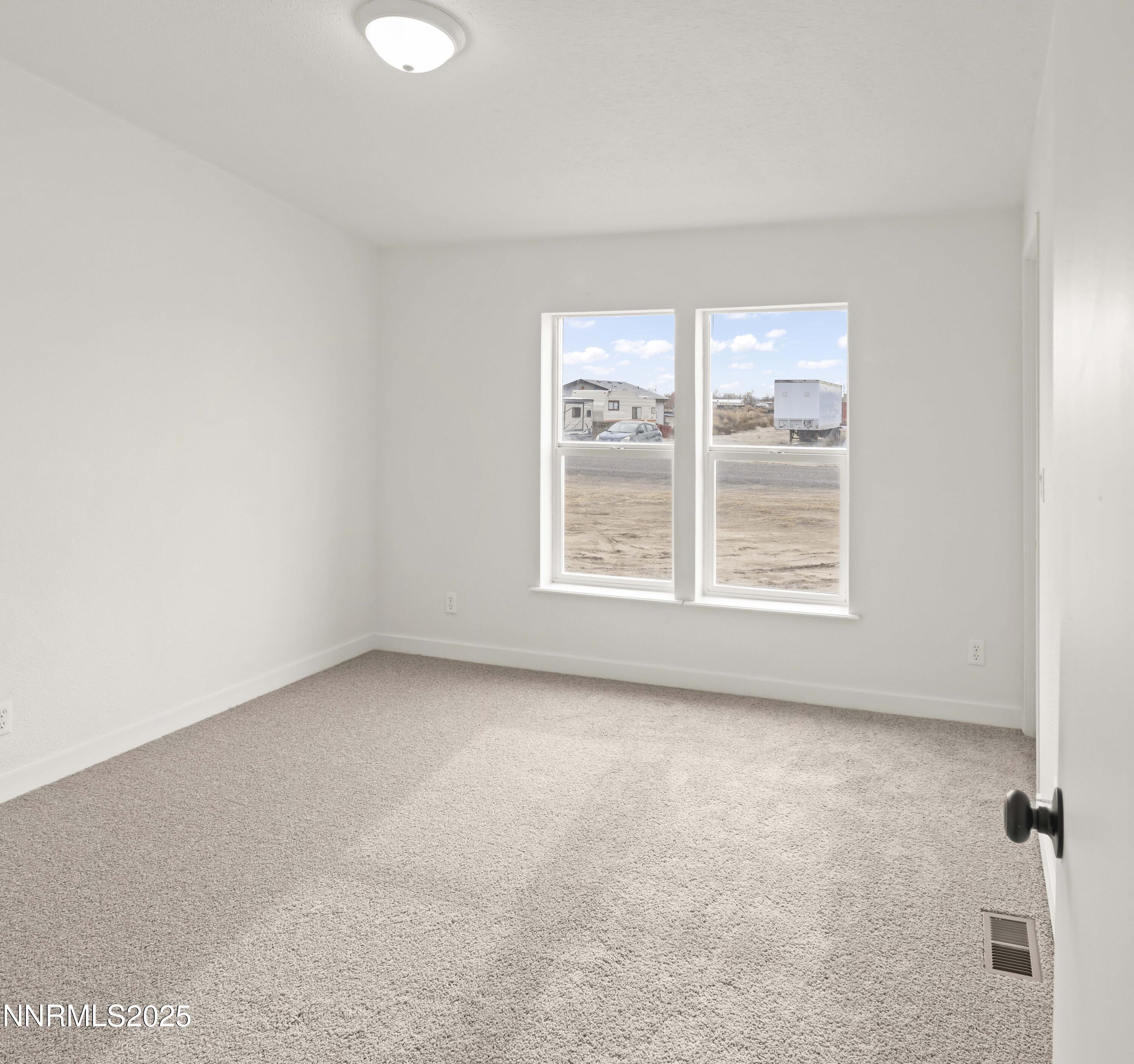 545 Joel Way Fallon, NV 89406 - Photo 12 of 20 bed 2