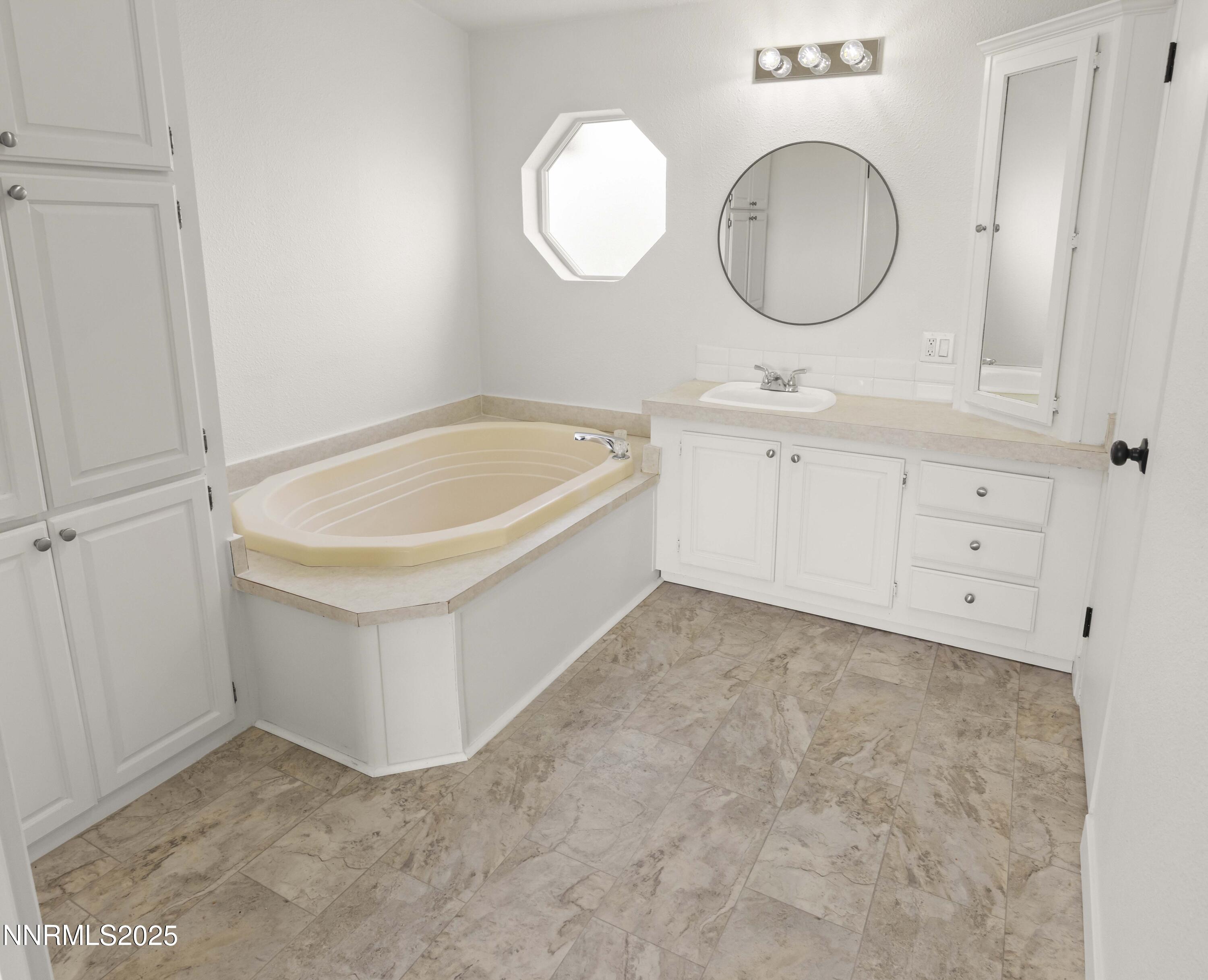 545 Joel Way Fallon, NV 89406 - Photo 17 of 20 bath 2