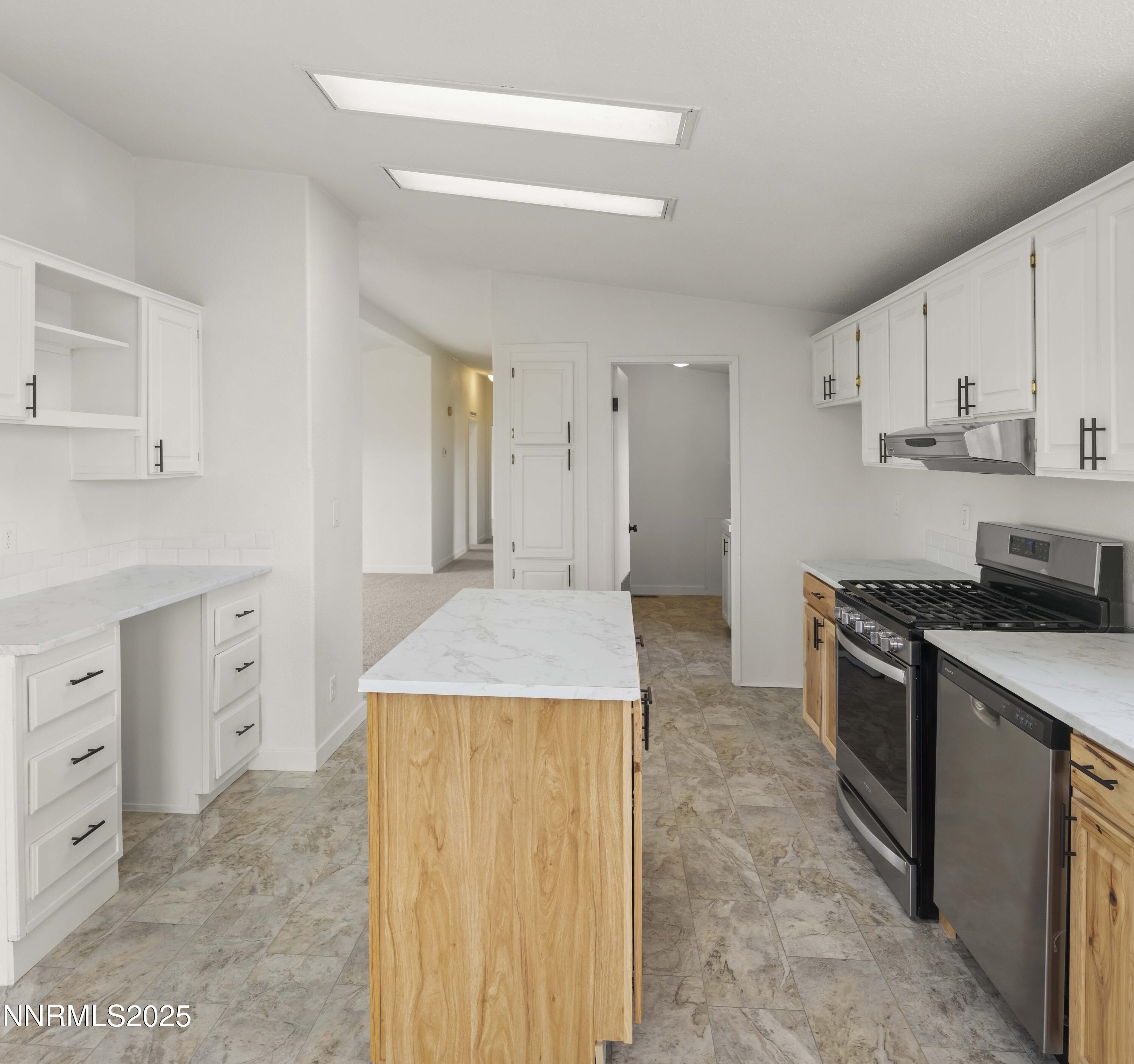 545 Joel Way Fallon, NV 89406 - Photo 4 of 20 kitchen 2