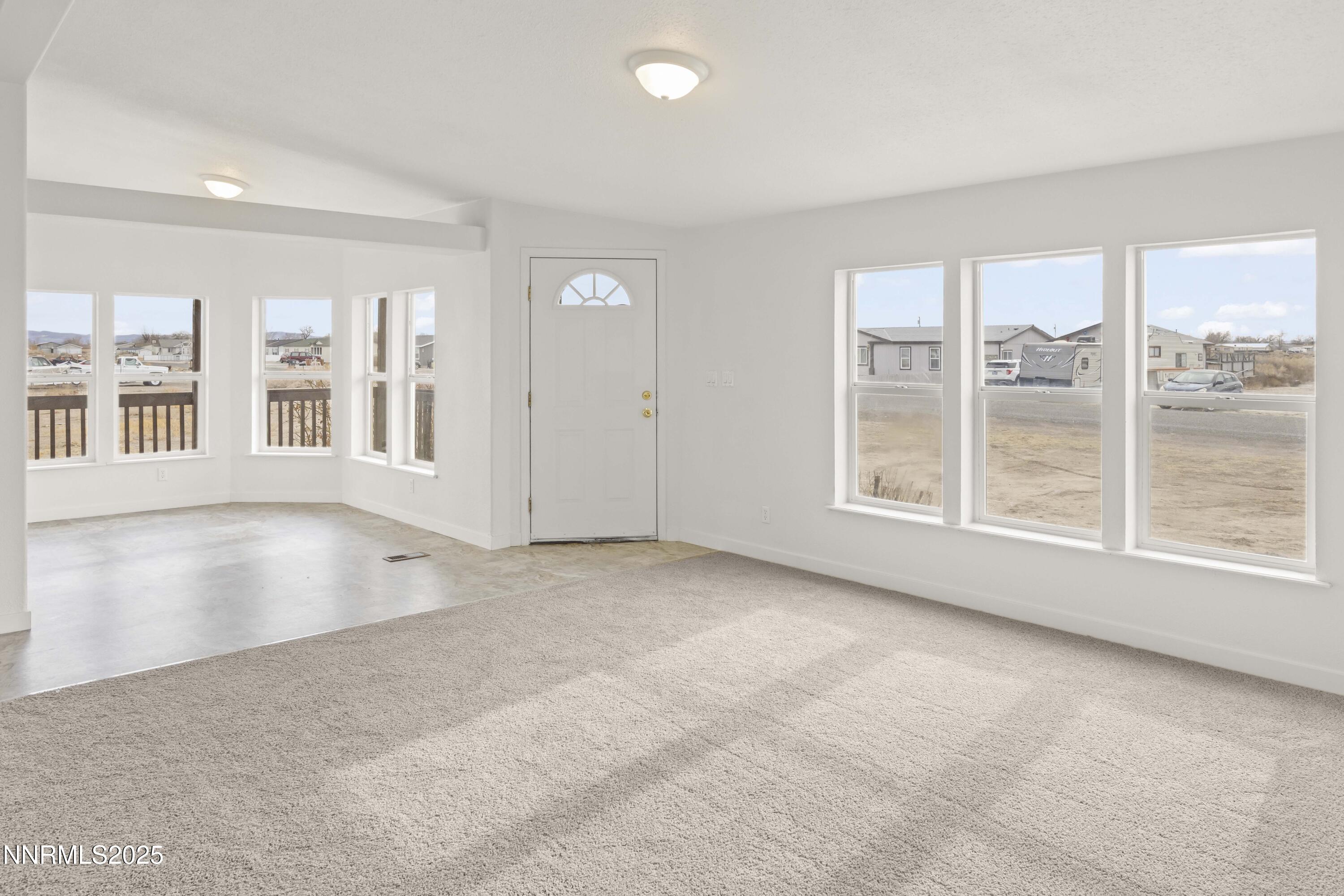 545 Joel Way Fallon, NV 89406 - Photo 10 of 20 living 2