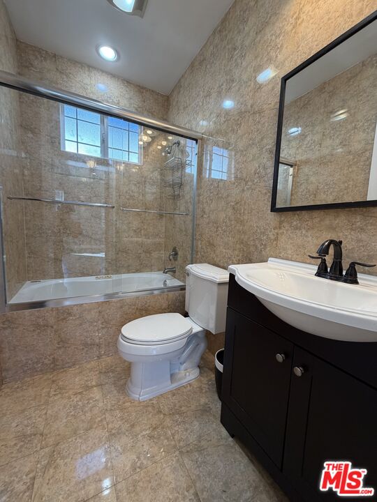 10006 Samoa Avenue Tujunga, CA 91042 - Photo 16 of 34