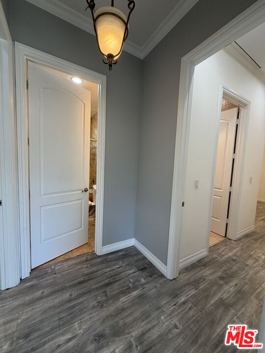 10006 Samoa Avenue Tujunga, CA 91042 - Photo 21 of 34