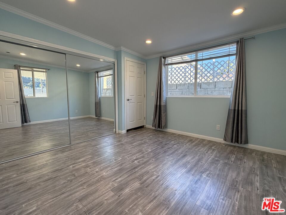 10006 Samoa Avenue Tujunga, CA 91042 - Photo 29 of 34