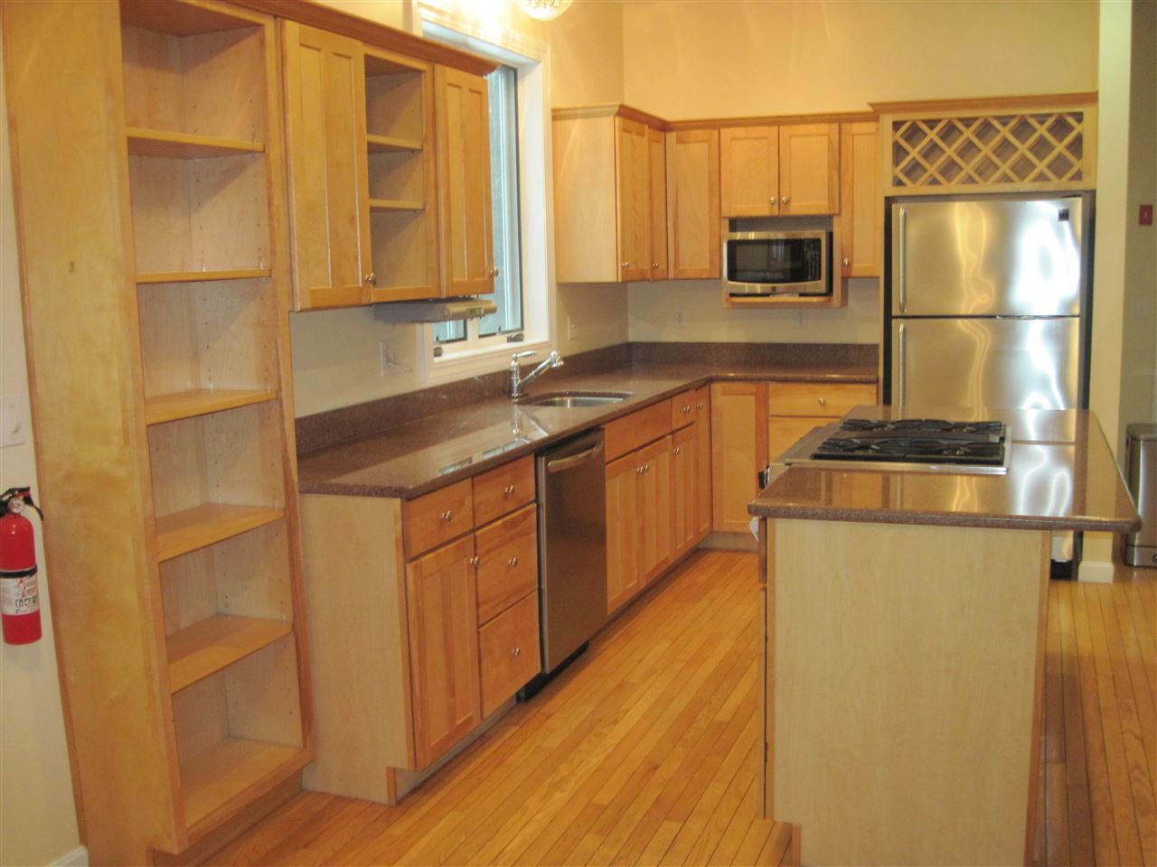 38 Great Hollow Road Hanover, NH 03755 - Photo 3 of 30