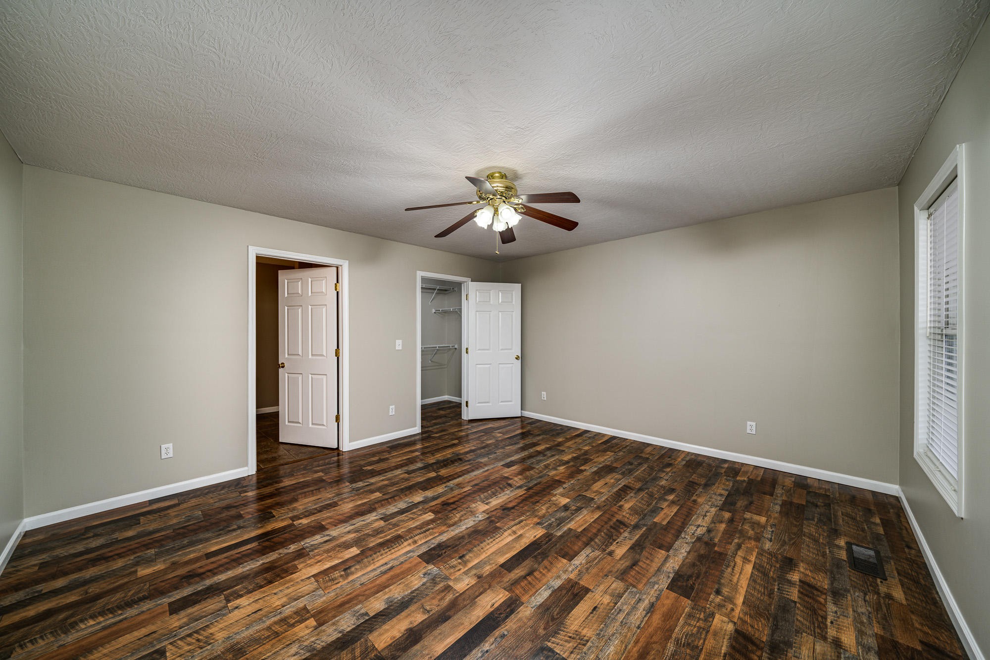 2698 Tinchtown Road Jamestown, TN 38556 - Photo 13 of 35 Gallery Image 13