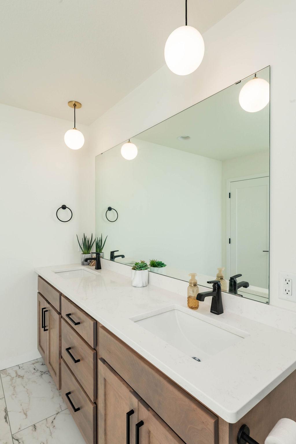 102 Lindsey Court Mapleton, ND 58059 - Photo 25 of 43