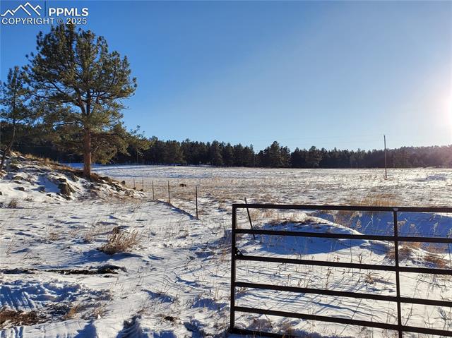 182 Sioux Road Florissant, CO 80816 - Photo 5 of 7 Entry gate at Ute road