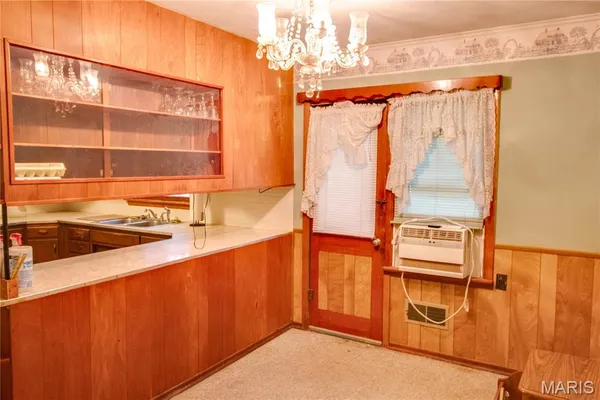 $67,500 | 808 College Street, Greenfield, IL 62044