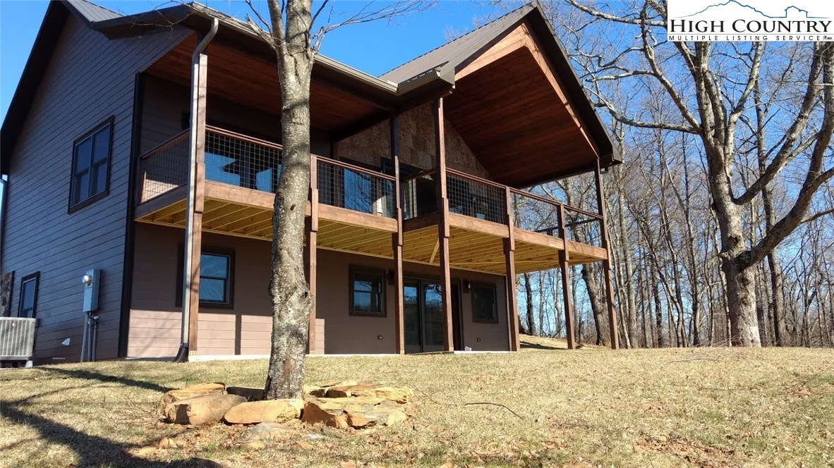 197 Apache Lane Boone, NC 28607 - Photo 3 of 20 Gallery Image 3