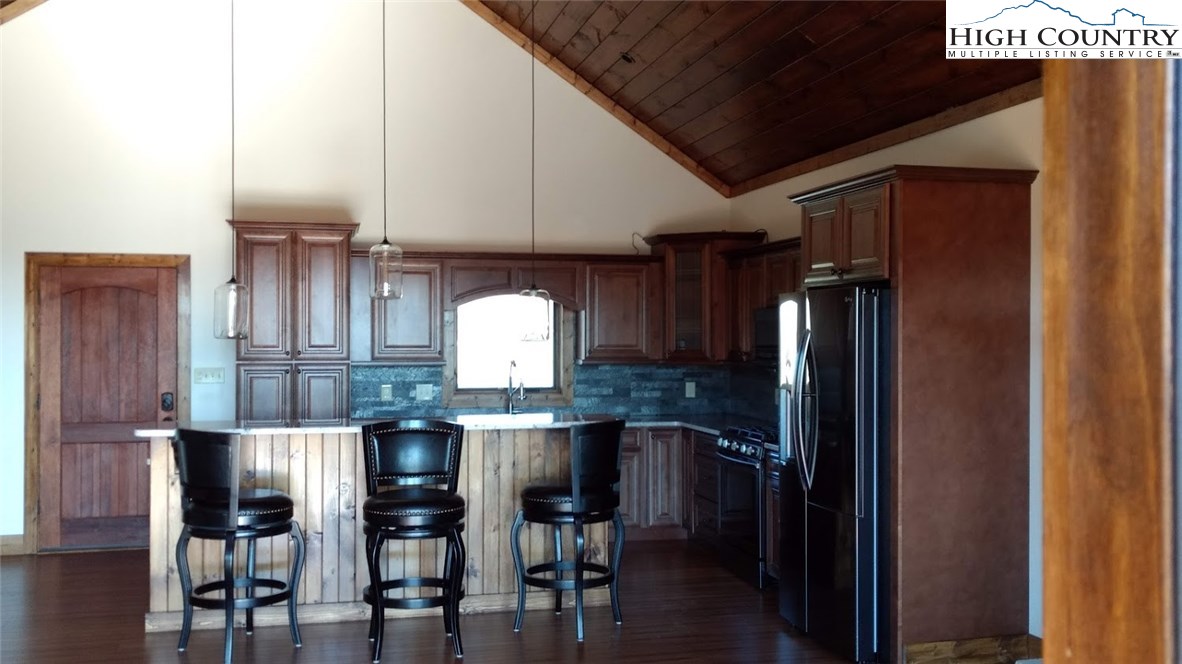 197 Apache Lane Boone, NC 28607 - Photo 9 of 20 Gallery Image 9