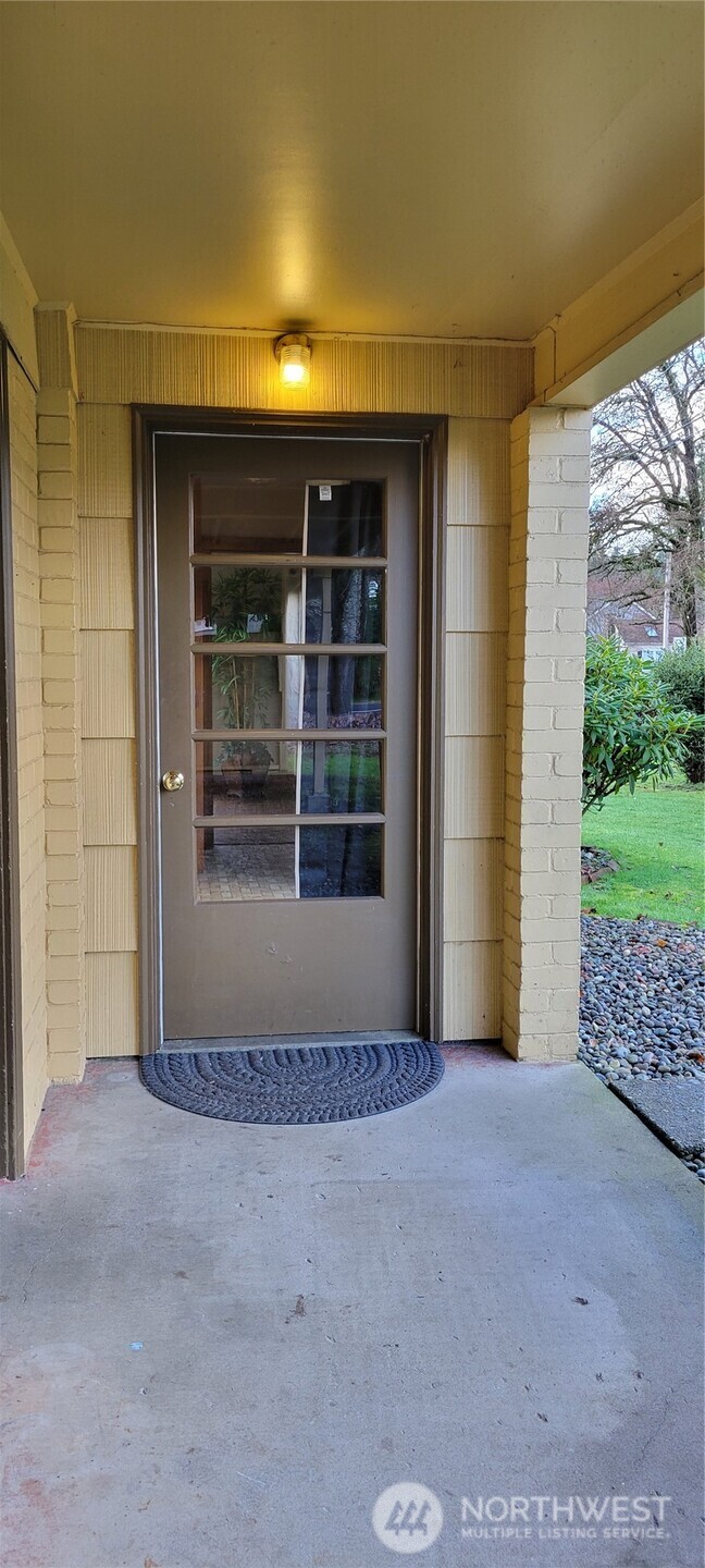 309 Bates Street Southwest Tumwater, WA 98512 - Photo 4 of 29