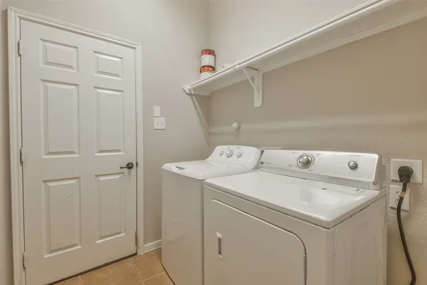 $2,395 | 15303 Paxton Landing Lane, Cypress, TX 77433