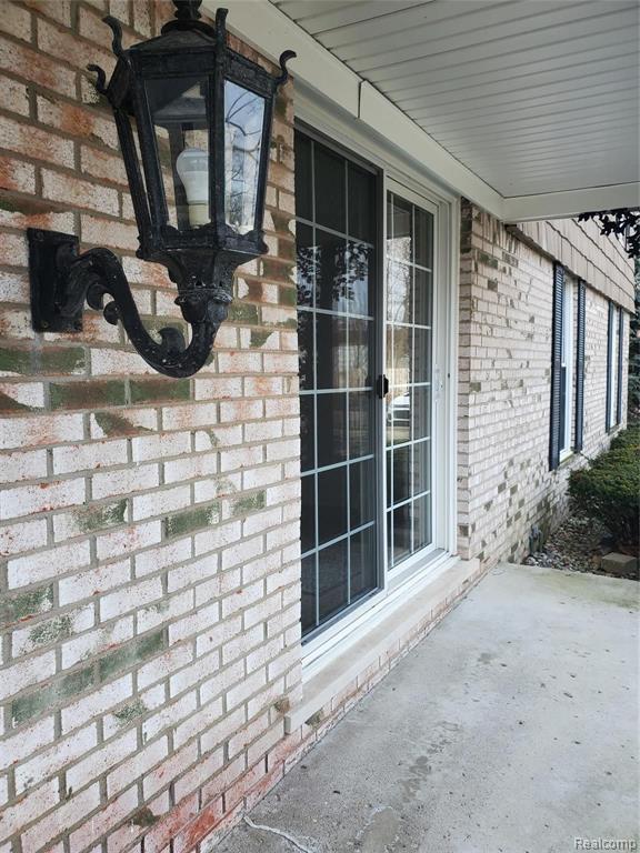 24360 East River Road, Unit 33 Grosse Ile, MI 48138 - Photo 2 of 25