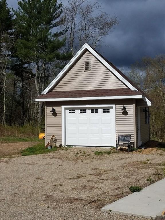 7 Murphy Road North Brookfield, MA 01535 - Photo 6 of 42 Gallery Image 6