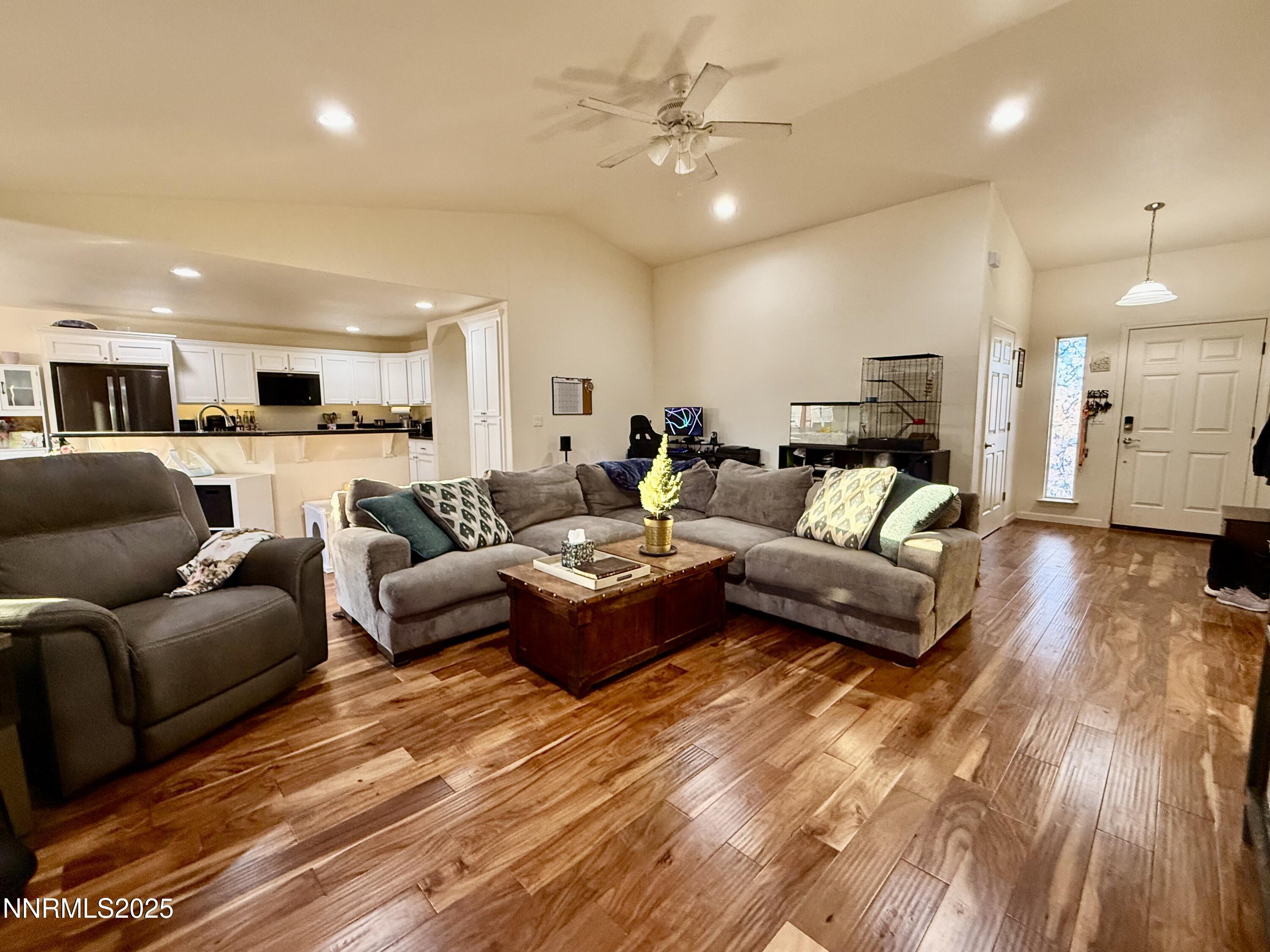 641 Megan Way Fallon, NV 89406 - Photo 11 of 22 IMG_4845