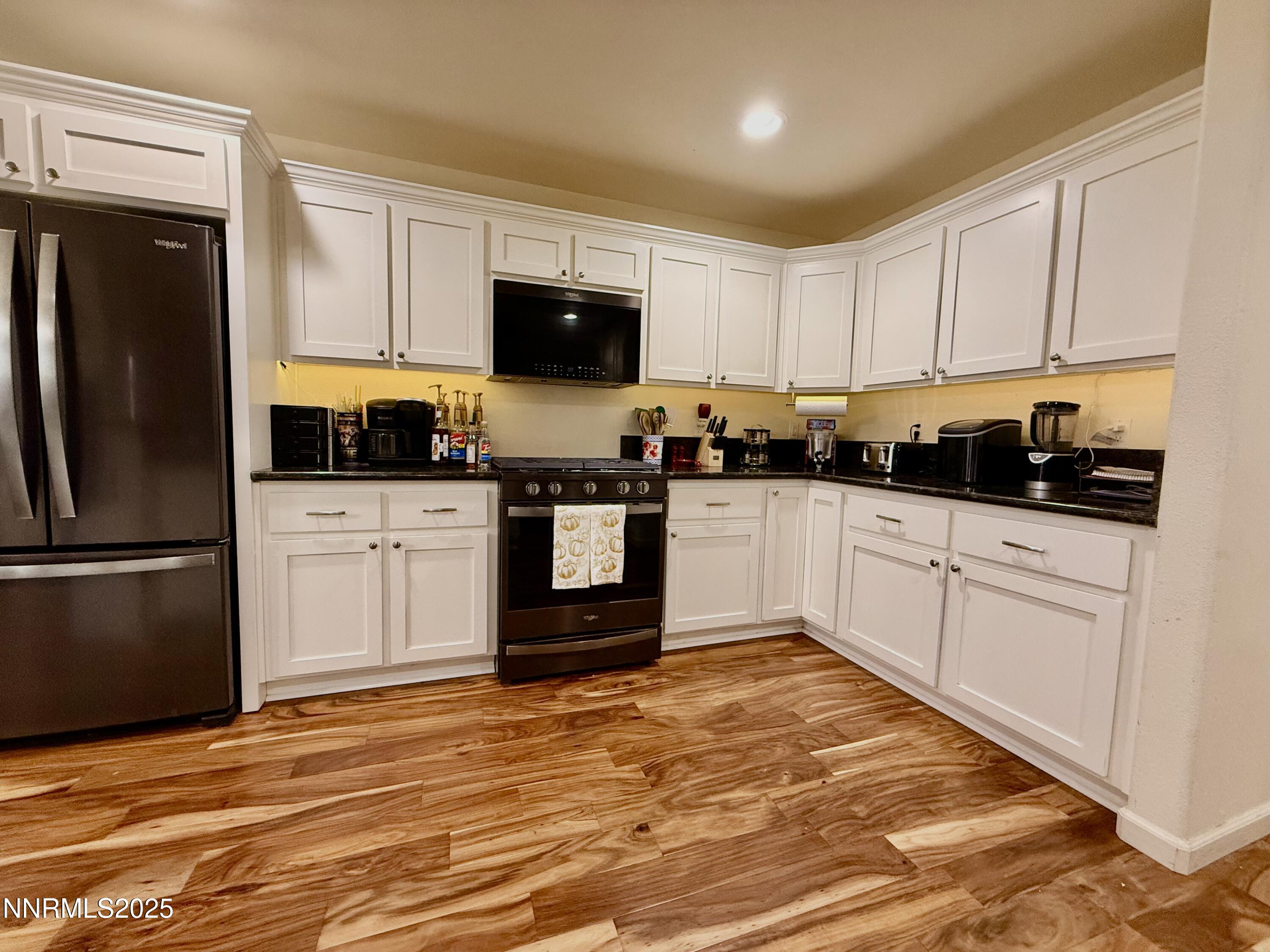641 Megan Way Fallon, NV 89406 - Photo 6 of 22 IMG_4804