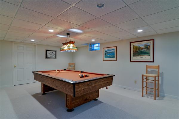 331 Wellesley Street Weston, MA 02493 - Photo 15 of 20 Gallery Image 15