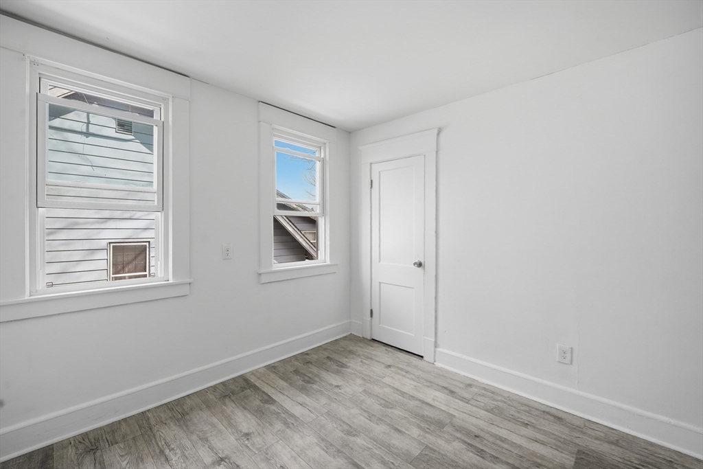 115 Pasadena Street Springfield, MA 01108 - Photo 27 of 34
